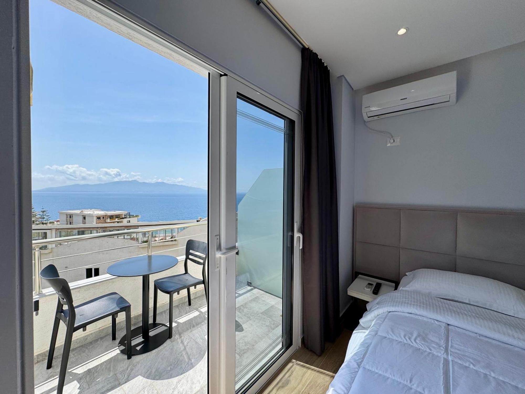Gjoka Apartments, In Front Of Bougainville Bay Saranda Zewnętrze zdjęcie
